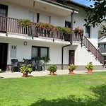 Apartma Panorama *