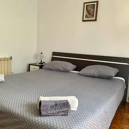 Apartma Panorama *
