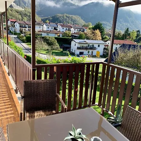 شقة Apartma Panorama كوباريد